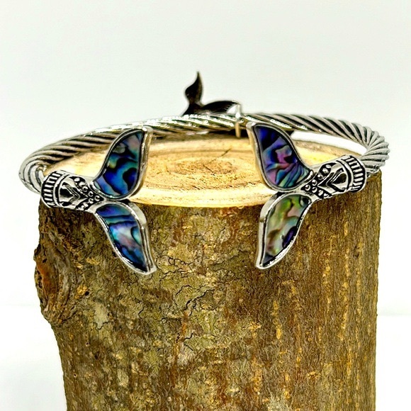 Handmade Mermaid Tail Adjustable Fit Cuff Bracelet! - Picture 8 of 8